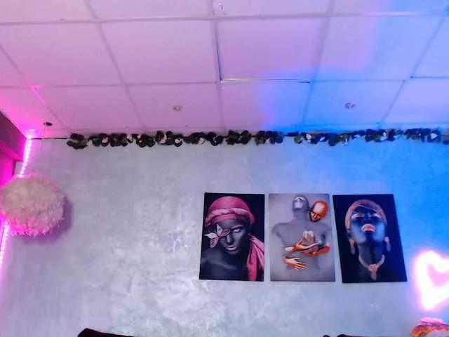 Chanelcharmx on BongaCams 