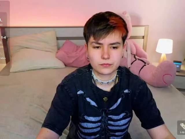 CharlieeAdams on BongaCams 