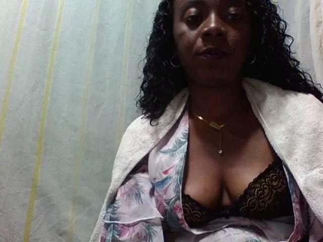 Ciara12 on BongaCams 