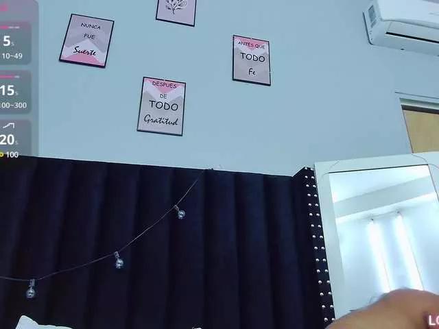 colombiamommy on BongaCams 