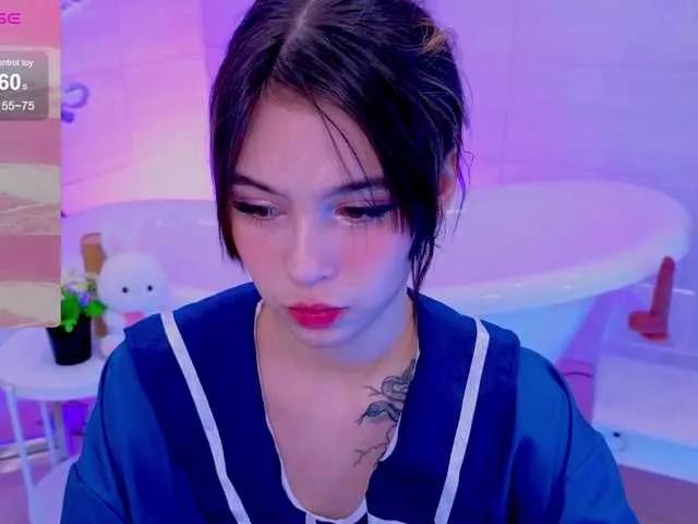 CoralineJones on BongaCams 
