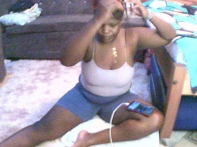cuteass1 on BongaCams 