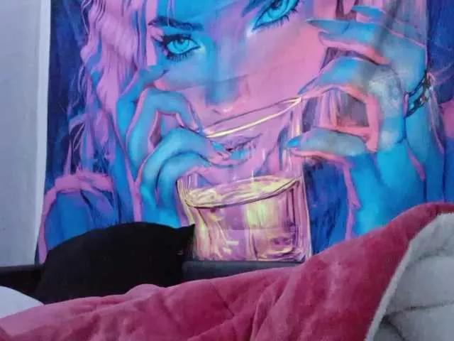CyndeeWinter on BongaCams 