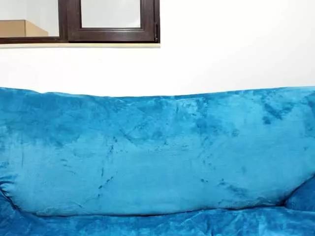 DaisyAbby on BongaCams 