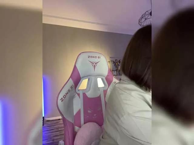 damilui on BongaCams 