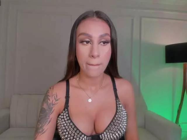 DannaCruz on BongaCams 
