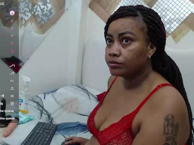 DaphneeGlow1 on BongaCams 