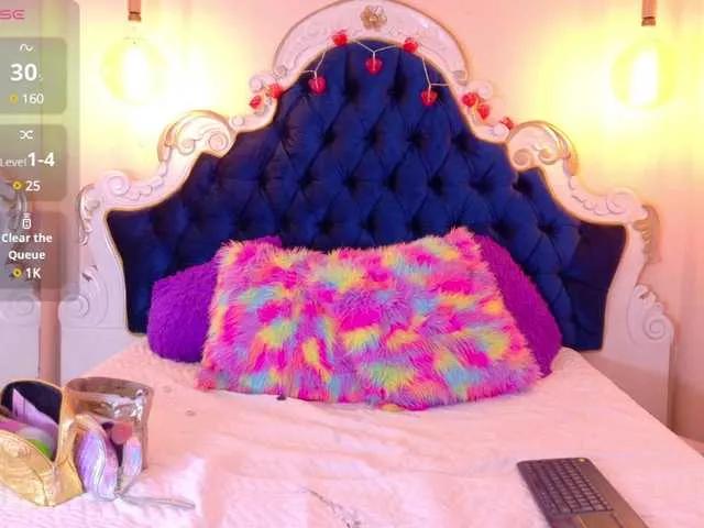 DarcyMoore on BongaCams 