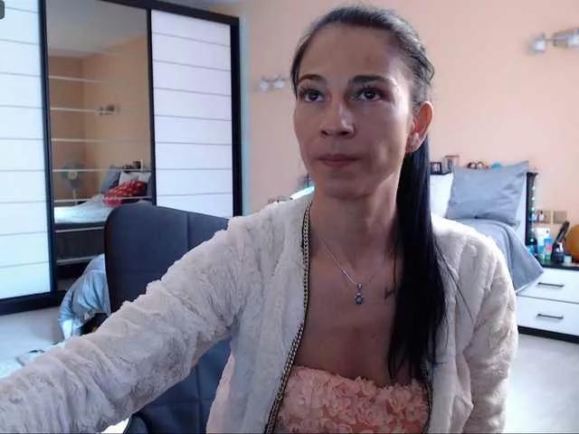 DelicateKiss on BongaCams 