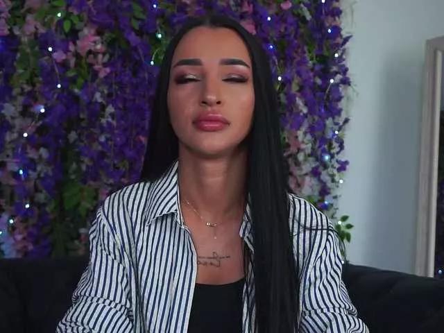 DeniseDevilles on BongaCams 
