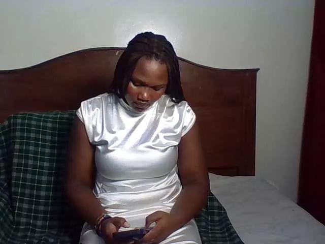 Ebonywaffle on BongaCams 
