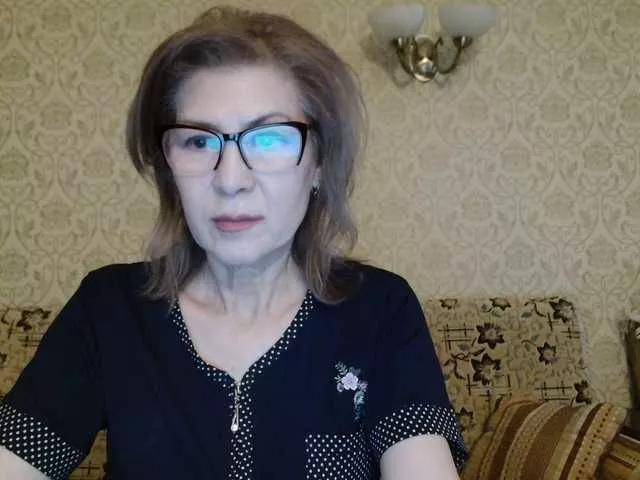 Offline Elegant00Lady on BongaCams