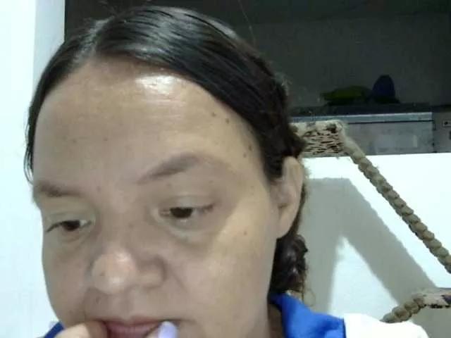 ElizabethMart on BongaCams 