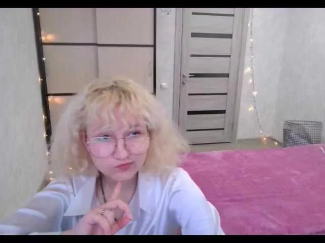 ElizabethWooler on BongaCams 