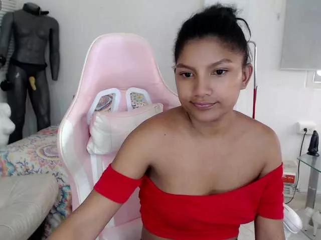 elly-willis on BongaCams 