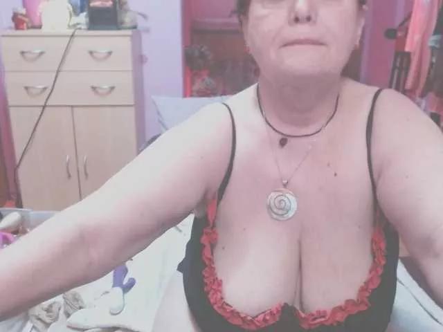 Elmira63 on BongaCams 