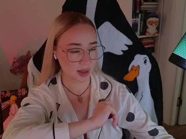 Emili1- on BongaCams 