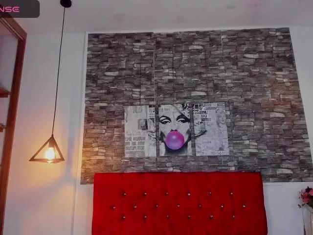 Emily-SC on BongaCams 