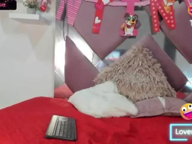 emmyymiller1 on BongaCams 