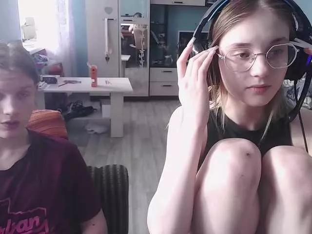 emolina on BongaCams 