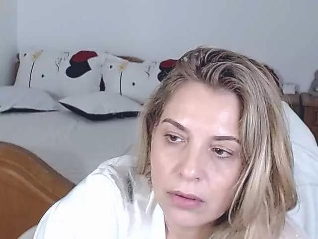 Evamaria2025 on BongaCams 