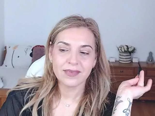 Evamaria2025 on BongaCams 