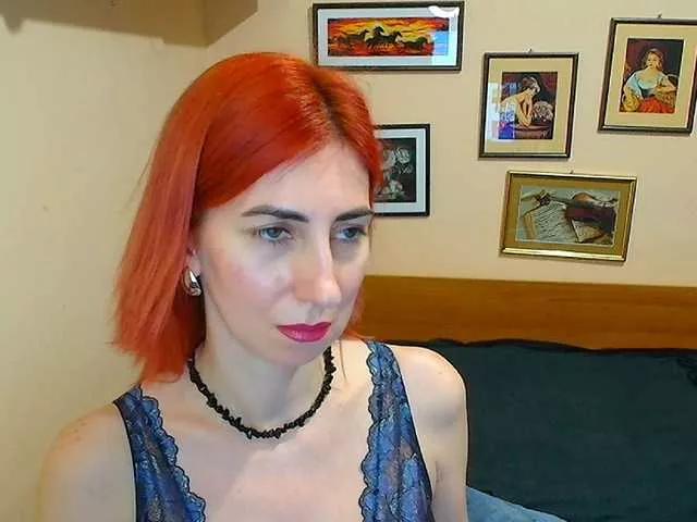 evarette on BongaCams 