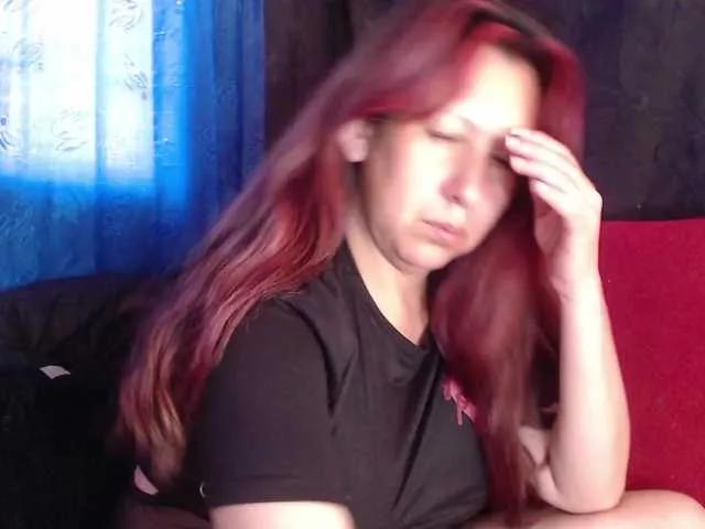evatoms on BongaCams 