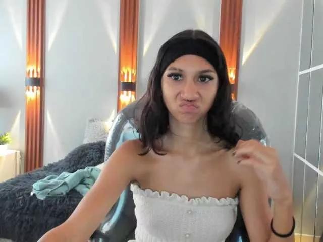 ferenanda-ss on BongaCams 