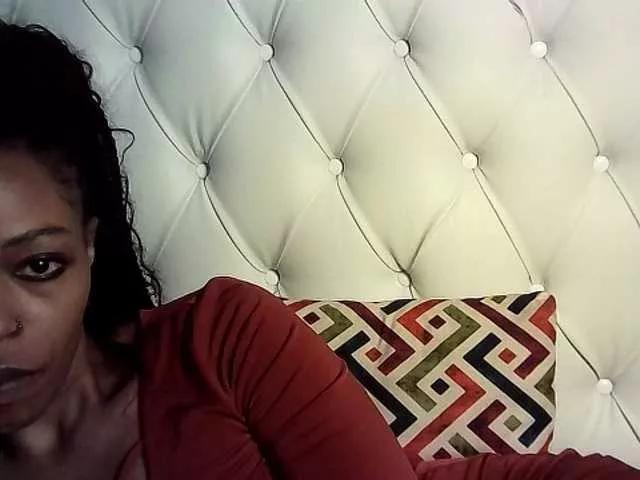 Fitebony on BongaCams 