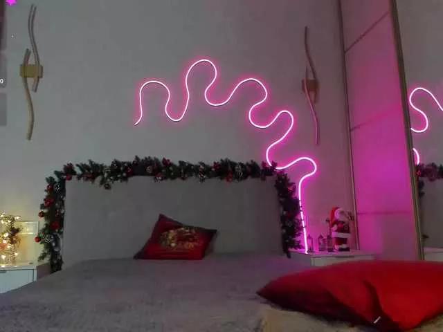 flora-babe on BongaCams 