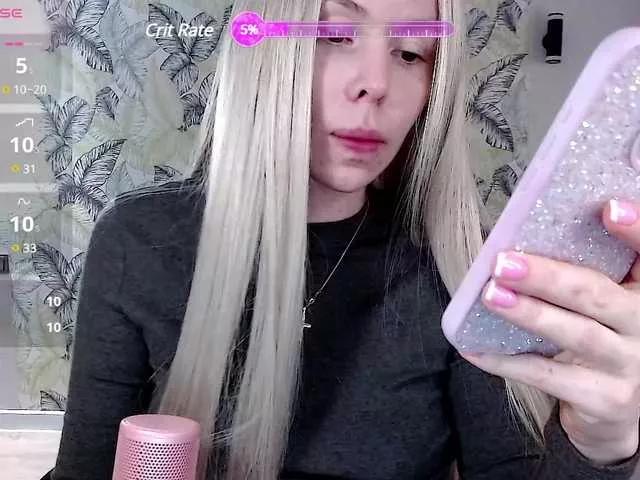 Foxymoxy19 on BongaCams 