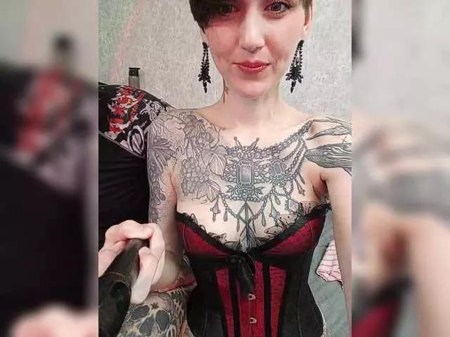 FoxZaya on BongaCams 