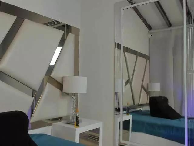 FranceshkaJung on BongaCams 