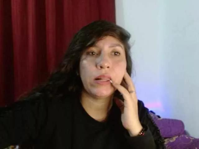 goddess-nahy on BongaCams 
