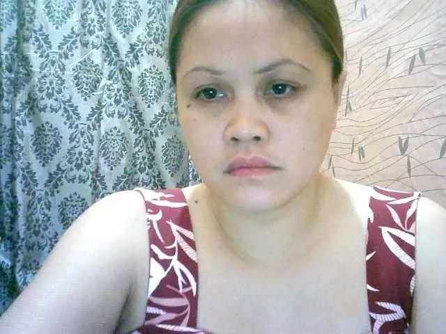 GorgeuosInay on BongaCams 