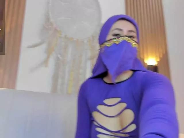 halabi-saha on BongaCams 
