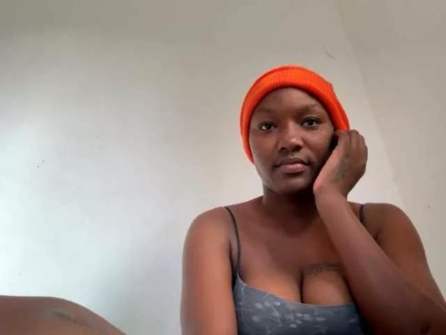hoelygrail on BongaCams
