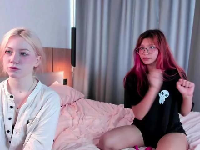 HolyLesly on BongaCams 