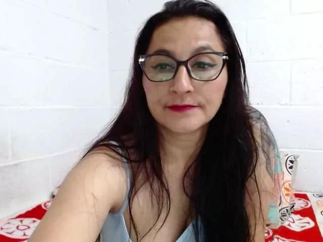 HotxKarina on BongaCams 