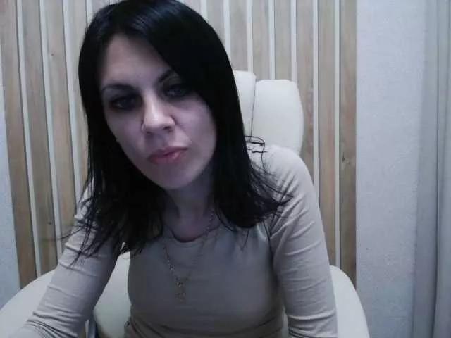 InjaAtHome on BongaCams