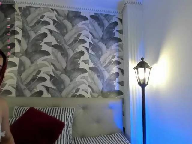 Isa-Lyon on BongaCams 