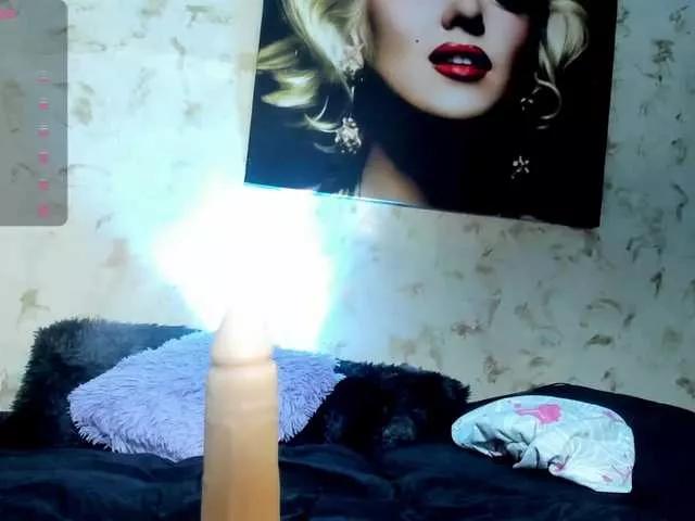 Isa-Lyon on BongaCams 