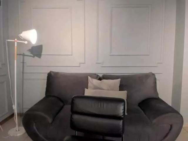 IsabellaKroft on BongaCams 