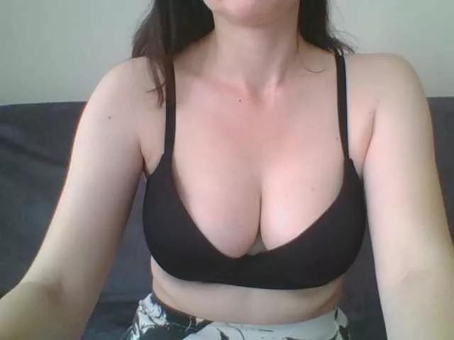 JanetJay on BongaCams 
