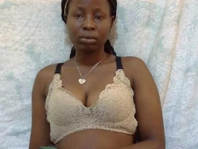 Juicyberry254 on BongaCams 