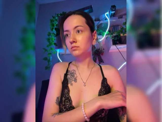 K-A-T-A-N-A on BongaCams 