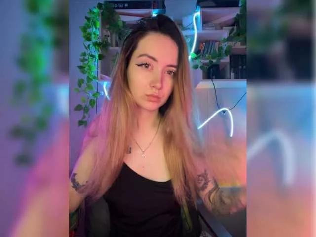 K-A-T-A-N-A on BongaCams 