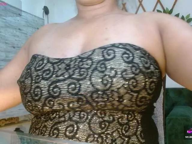 KaillyPariss on BongaCams 