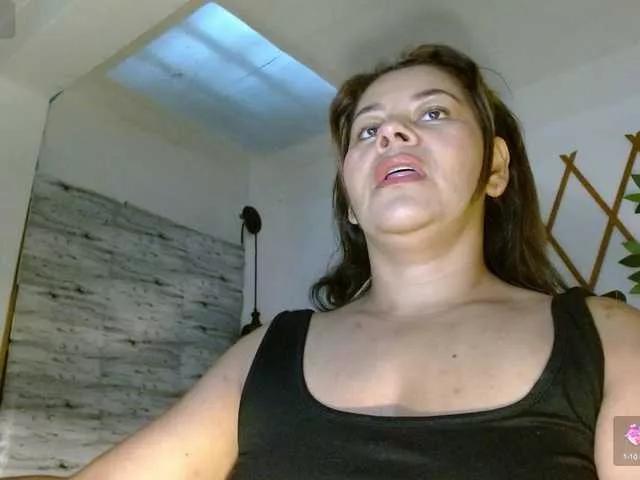 KaillyPariss on BongaCams 